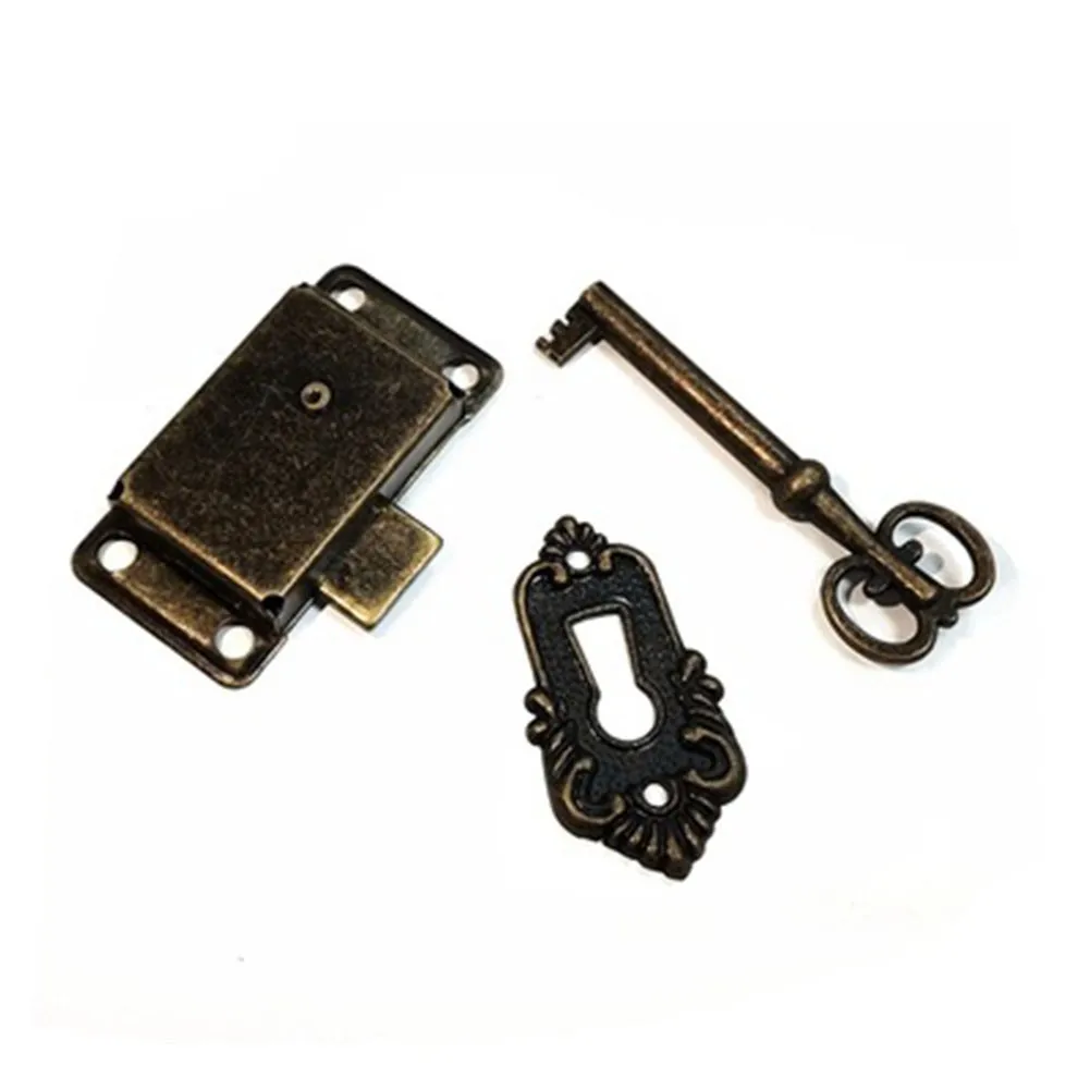 53x26mm Antique Cabinet Wardrobe Cupboard Door Lock Set Drawer Hardware Jewelry Box Metal Retro Style Hot Sale New
53x26mm Antique Cabinet Wardrobe Cupboard Door Lock Set Drawer Hardware Jewelry Box Metal Retro Style Hot Sale New
