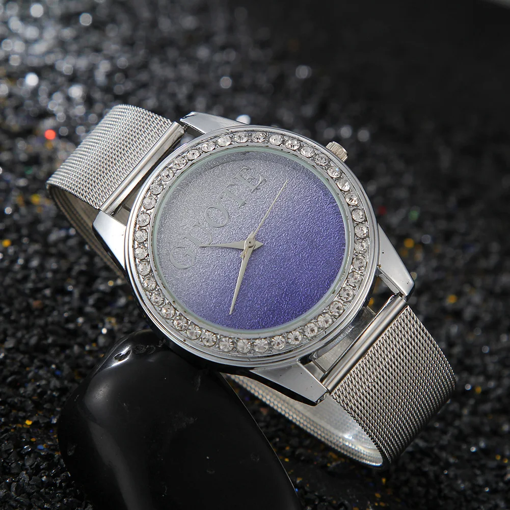GT Guote Luxury Silver Powder Gradient Gradient Scale Watch Fashion Casual With Rhinestone Alloy Steel Band Quartz Watch Watch 2
GT Guote Luxury Silver Powder Gradient Gradient Scale Watch Fashion Casual With Rhinestone Alloy Steel Band Quartz Watch Watch 2