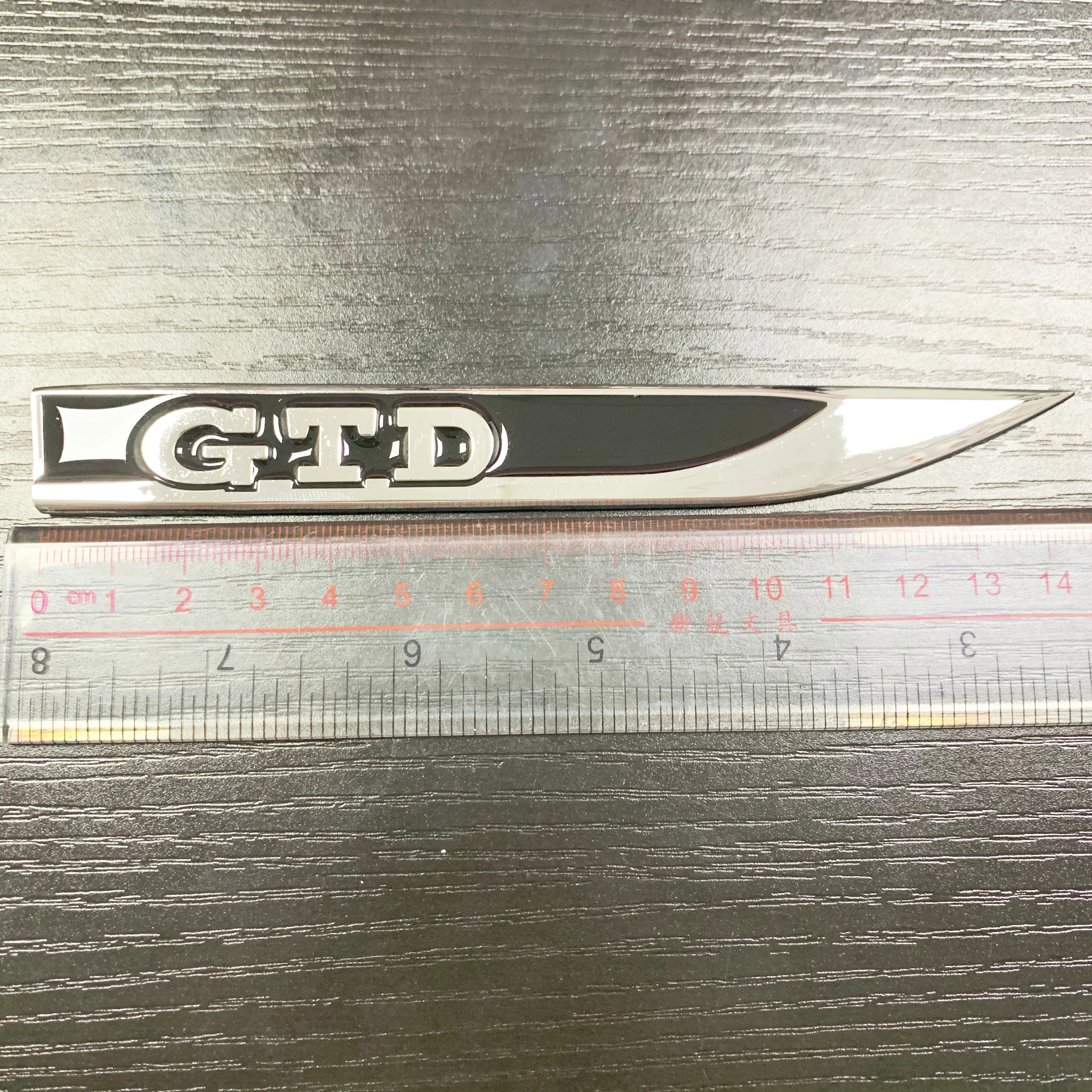 1Pair 3D Metal GTD Car Wing Right & Left Side Badge Fender Emblem Car Sticker for GOLF MK7 MK4 MK5 MK6 Label Car styling
1Pair 3D Metal GTD Car Wing Right & Left Side Badge Fender Emblem Car Sticker for GOLF MK7 MK4 MK5 MK6 Label Car styling