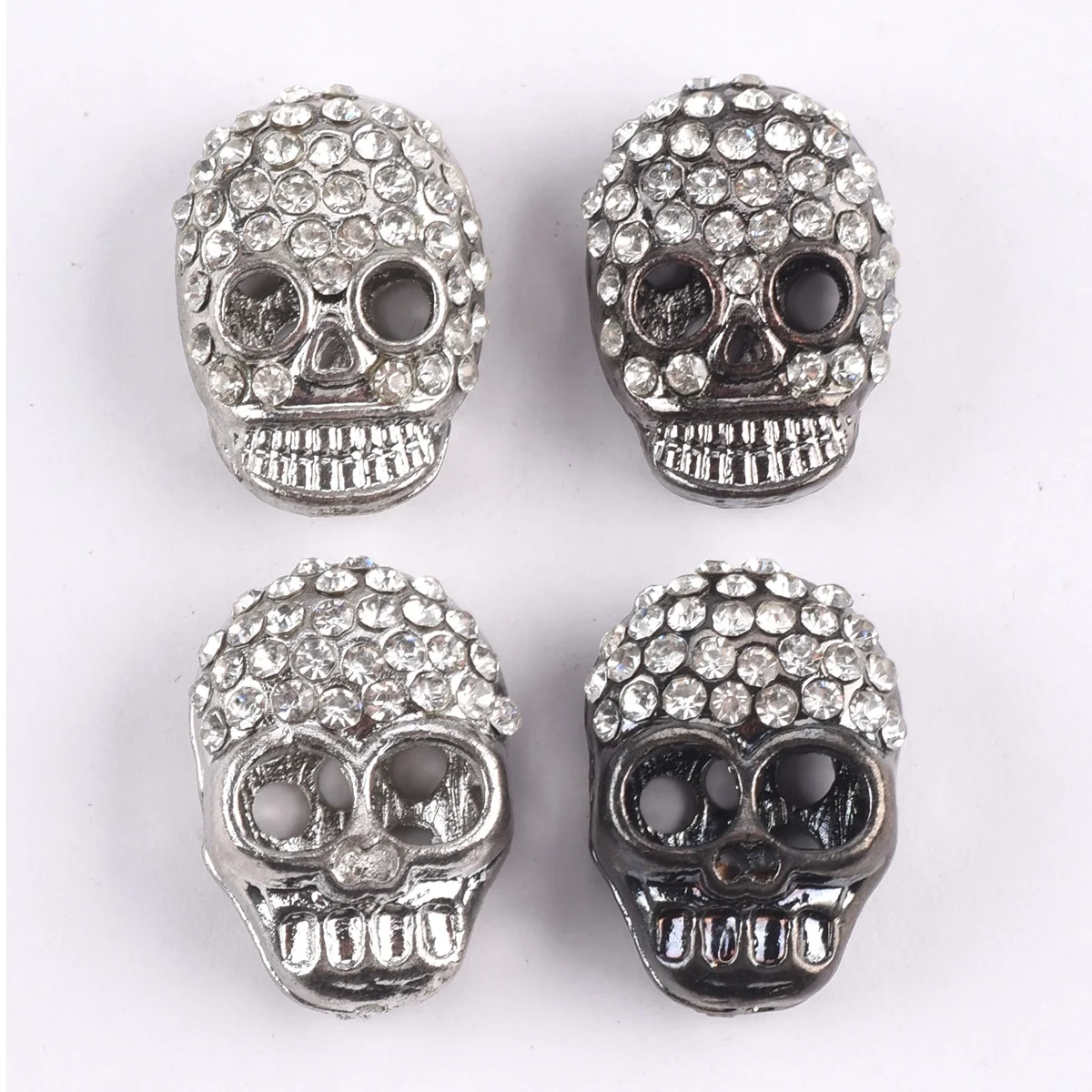 2pcs Skull Head 21x15mm Metal Alloy Glass Rhinestones Loose Beads for Jewelry Making DIY Crafts Findings
2pcs Skull Head 21x15mm Metal Alloy Glass Rhinestones Loose Beads for Jewelry Making DIY Crafts Findings