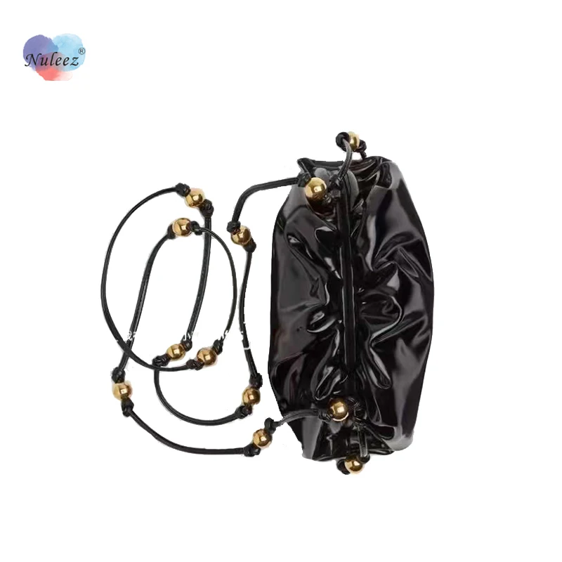 New Cloud Bag Women Light Cowhide Leather Beautiful Colors Pearls Strings Strap Cross Body Clutch Versatile Waterproof Hobos
New Cloud Bag Women Light Cowhide Leather Beautiful Colors Pearls Strings Strap Cross Body Clutch Versatile Waterproof Hobos