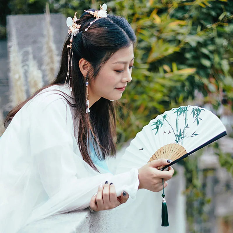 Chinese Style Seven Inch Cotton Fan Small Gentleman Folding Fan for Men and Women Ancient Japanese Bamboo Fan Bamboo Gift
Chinese Style Seven Inch Cotton Fan Small Gentleman Folding Fan for Men and Women Ancient Japanese Bamboo Fan Bamboo Gift