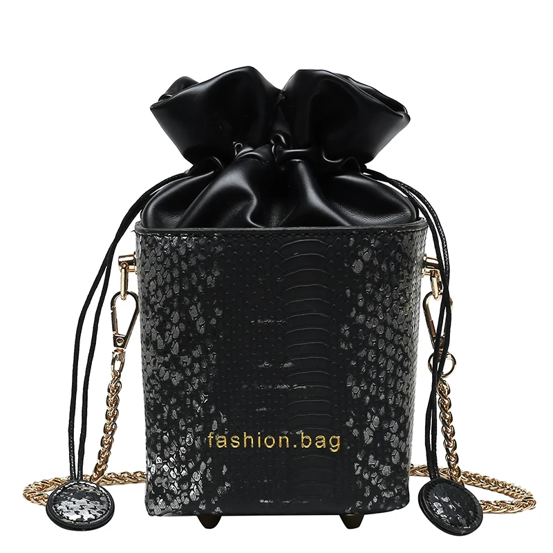 Chic Mini Box PU Leather Crossbody Bag For Women 2021 Branded Designer Chain Unique Drawstring Shoulder Bags Handbags And Purses
Chic Mini Box PU Leather Crossbody Bag For Women 2021 Branded Designer Chain Unique Drawstring Shoulder Bags Handbags And Purses
