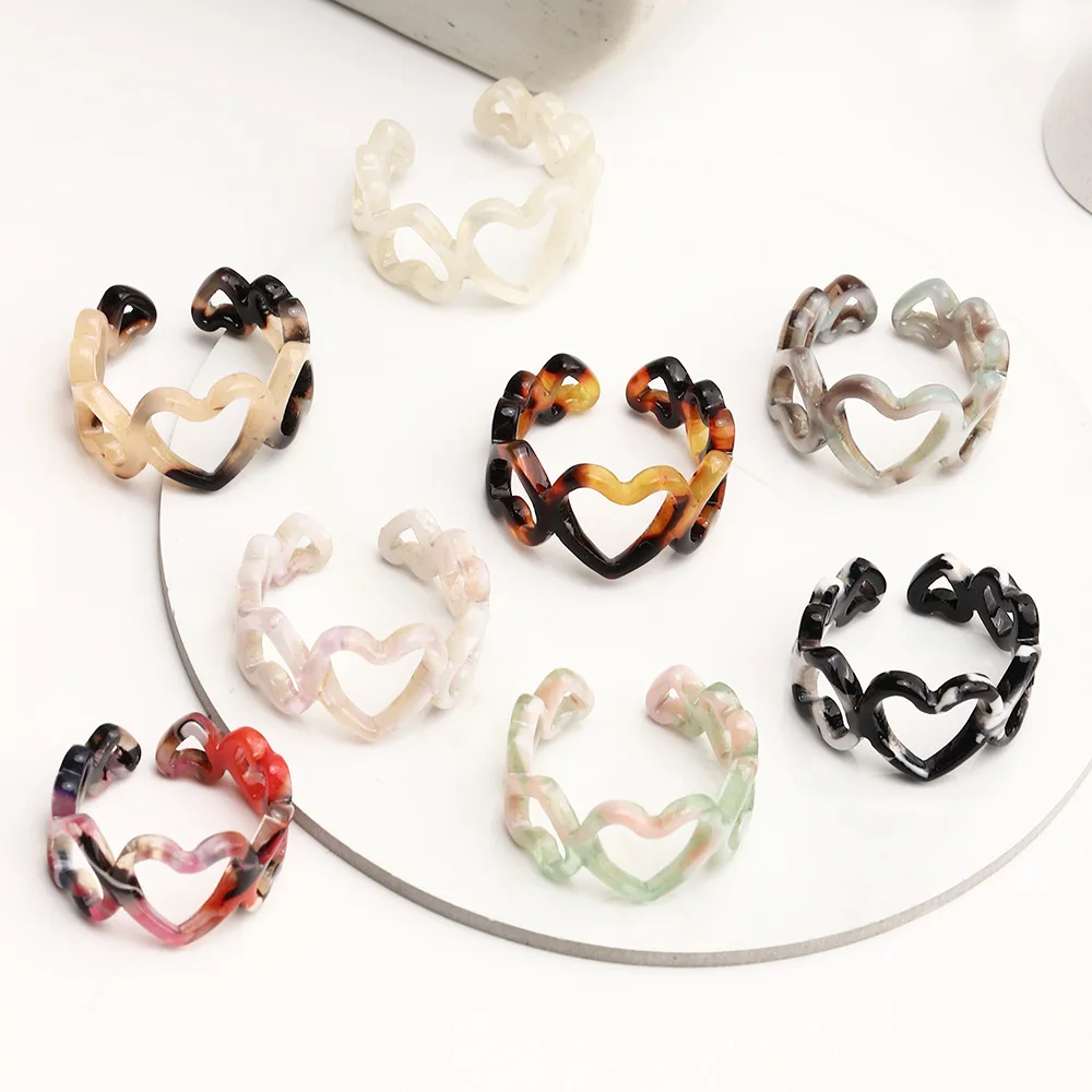 Heart-shaped Wave Open Ring for Women Men Irregular Elegant Surround Resin Banquet Korean 2021 Fashion Trend Party Jewelry
Heart-shaped Wave Open Ring for Women Men Irregular Elegant Surround Resin Banquet Korean 2021 Fashion Trend Party Jewelry