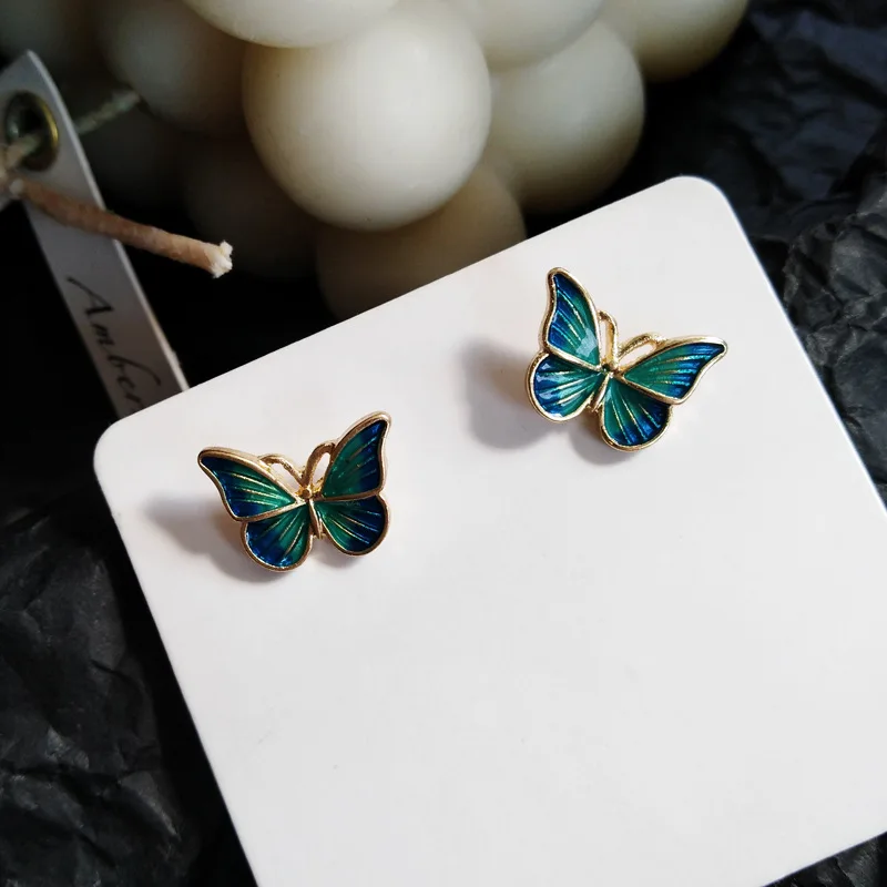 925 Silver Needle Fairy Earrings Sweet Delicate Jewelry Small Green Butterfly Stud Earrings for Women Fashion Jewelry Gift
925 Silver Needle Fairy Earrings Sweet Delicate Jewelry Small Green Butterfly Stud Earrings for Women Fashion Jewelry Gift