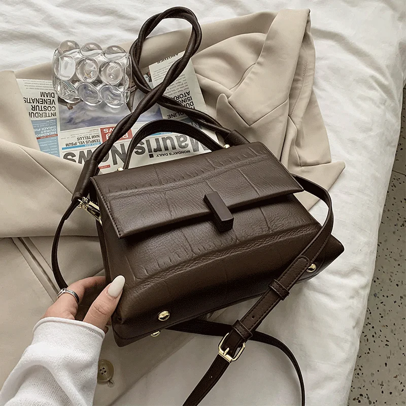 Soft Stone Pattern Shoulder Crossbody Bag Women Travel Female Handbags Luxury Designer Purse High Quality
Soft Stone Pattern Shoulder Crossbody Bag Women Travel Female Handbags Luxury Designer Purse High Quality