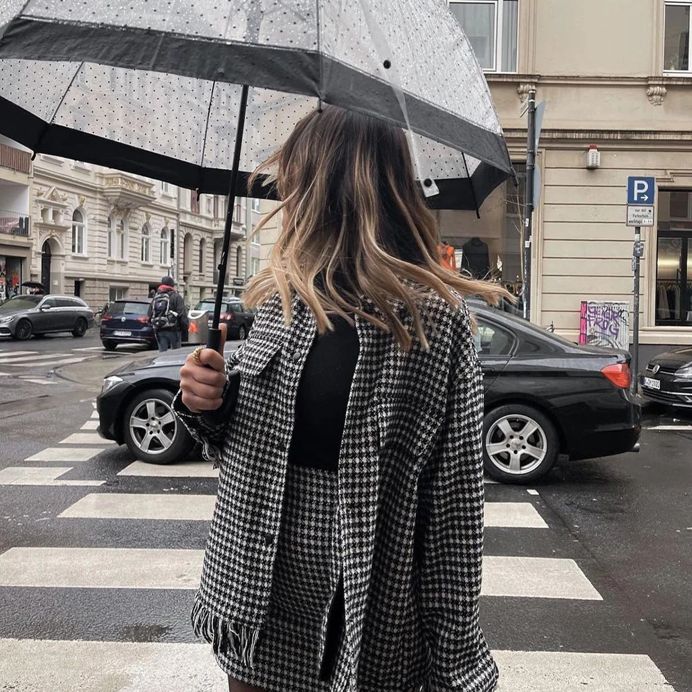 2021 New Women Jacket Houndstooth Overshirt Fringe detail Chic Lady Fashion Casual Woman Coat Jackets
2021 New Women Jacket Houndstooth Overshirt Fringe detail Chic Lady Fashion Casual Woman Coat Jackets