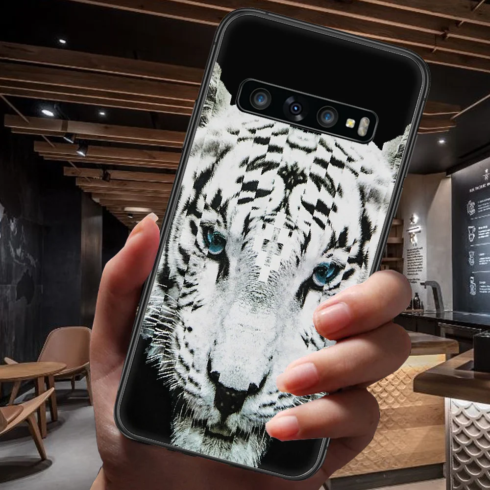 Fashion Brand Marcelo Burlone Phone Case For Samsung Galaxy Note S 8 9 10 20 Plus E Lite Uitra black Etui Fashion Coque Tpu
Fashion Brand Marcelo Burlone Phone Case For Samsung Galaxy Note S 8 9 10 20 Plus E Lite Uitra black Etui Fashion Coque Tpu