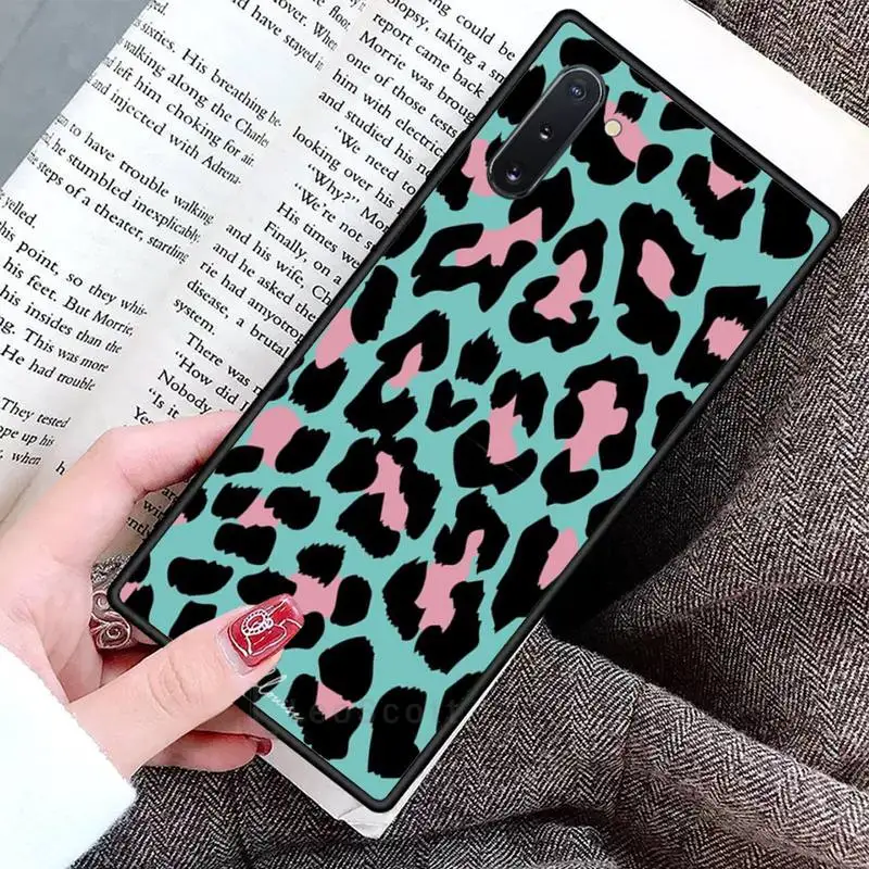 Lovebay Leopard Print Phone Case For Samsung Galaxy S8 S9 S10 Plus S10E Note 3 4 5 6 7 8 9 10 Pro Lite cover
Lovebay Leopard Print Phone Case For Samsung Galaxy S8 S9 S10 Plus S10E Note 3 4 5 6 7 8 9 10 Pro Lite cover
