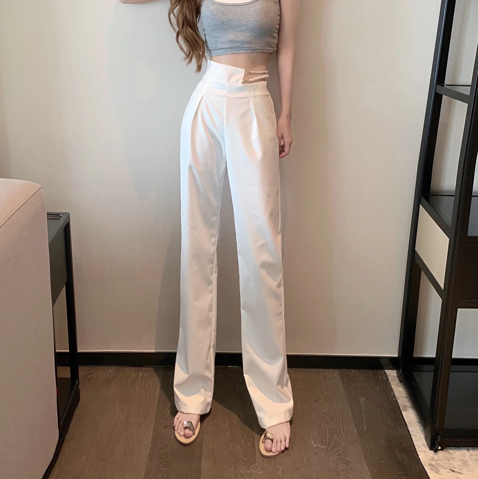 Irregular Waist Hollow-out Trousers for Women Graceful and Fashionable Korean Style High Waist Loose-Fitting Mopping Pants Wide
Irregular Waist Hollow-out Trousers for Women Graceful and Fashionable Korean Style High Waist Loose-Fitting Mopping Pants Wide