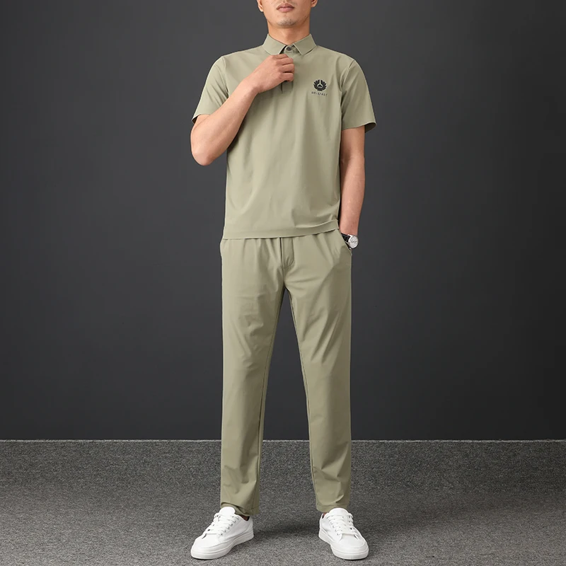 2021Luxury non-trace dandy Ultra-thin refreshing and silky two-piece outfit Men's summer ice silk leisure sport suit
2021Luxury non-trace dandy Ultra-thin refreshing and silky two-piece outfit Men's summer ice silk leisure sport suit