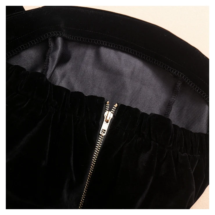 New arrival velvet slim sequined blazer+double breasted high waist overalls shorts two piece sets
New arrival velvet slim sequined blazer+double breasted high waist overalls shorts two piece sets