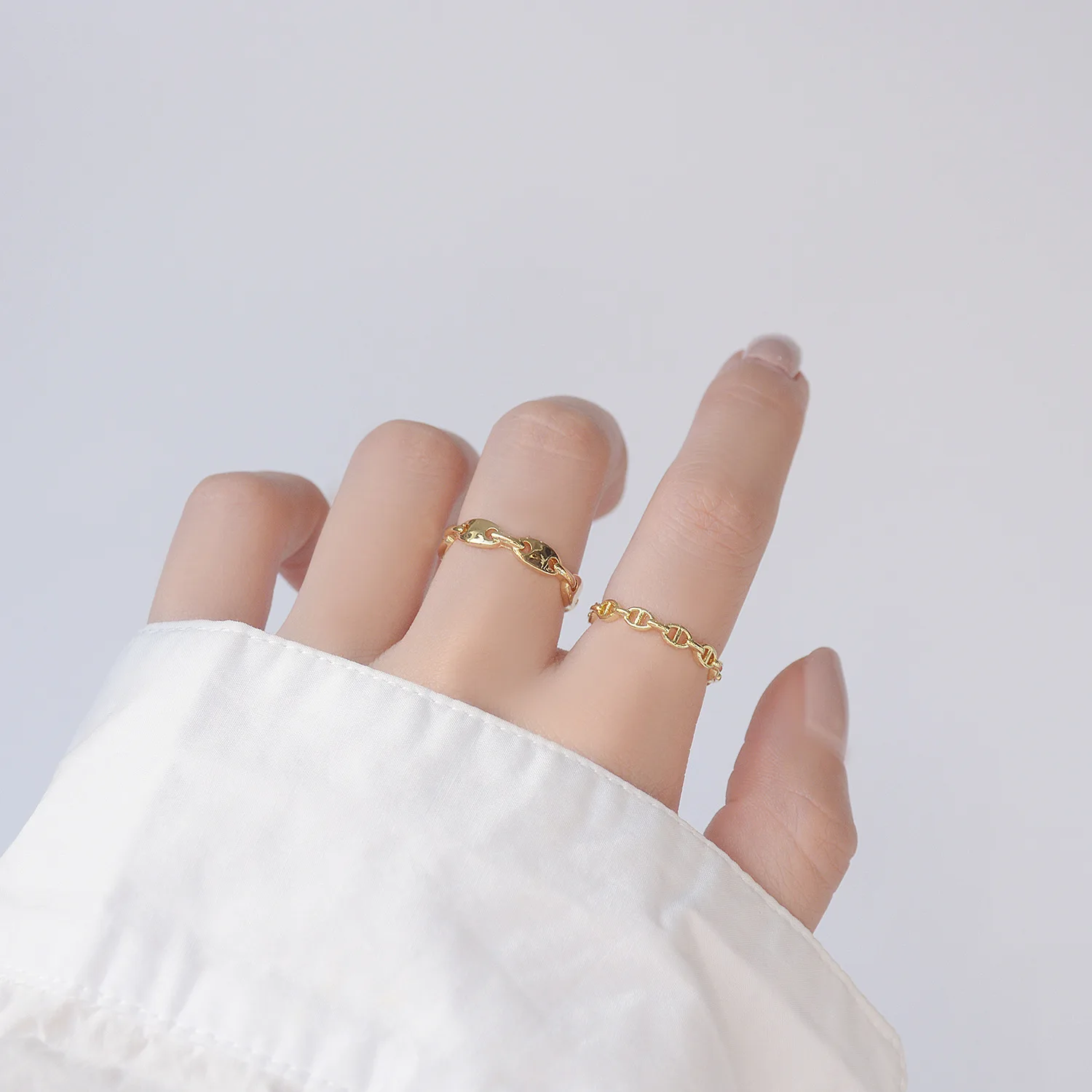 14K Real Gold Simple Design of Oval Chain Open Design Cz Ring for Women Daily Jewelry
14K Real Gold Simple Design of Oval Chain Open Design Cz Ring for Women Daily Jewelry