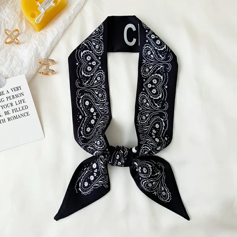 2021 Spring and Summer Ins Fashion Women's Scarf Korean Versatile Retro Dots Small Scarf Thin Decorative Hair Band 
2021 Spring and Summer Ins Fashion Women's Scarf Korean Versatile Retro Dots Small Scarf Thin Decorative Hair Band