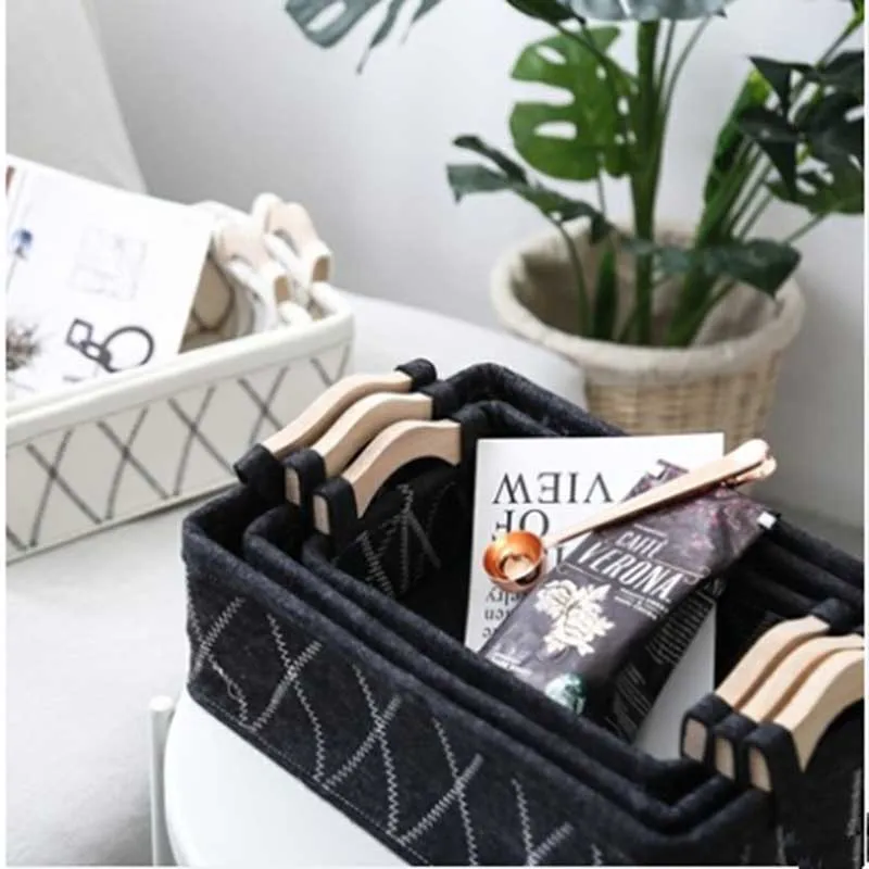 Large Capacity for Home Storages Sundries Books Dirty Clothes Finishing BasketsFelt Cloth Storage Basket with Handles 
Large Capacity for Home Storages Sundries Books Dirty Clothes Finishing BasketsFelt Cloth Storage Basket with Handles