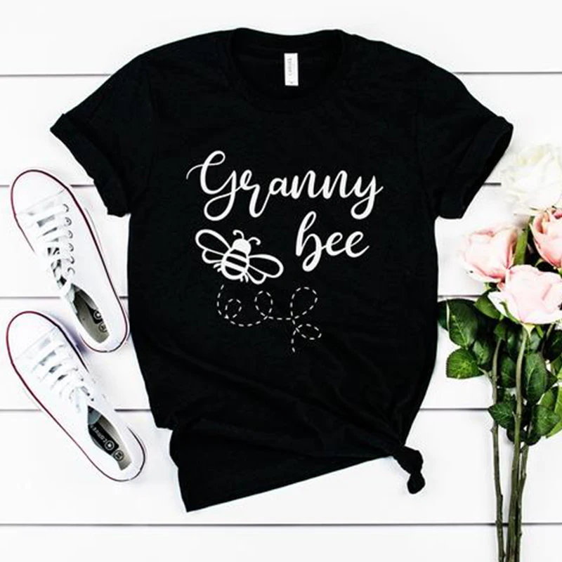 Granny Bee Cute Bees Printed Women T Shirts Purple T-shirt Big Size Graphic Tee Loose Tshirt Save The Bees Tops Dropshipping
Granny Bee Cute Bees Printed Women T Shirts Purple T-shirt Big Size Graphic Tee Loose Tshirt Save The Bees Tops Dropshipping
