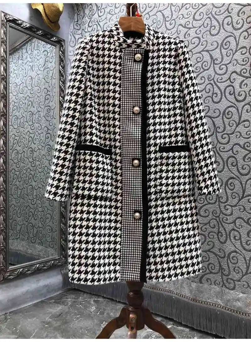 2021 Autumn Winter Fashion Long Wool Coats High Quality Women Vintage Prints Single Breasted Casual Wool Blend Outerwear Coats
2021 Autumn Winter Fashion Long Wool Coats High Quality Women Vintage Prints Single Breasted Casual Wool Blend Outerwear Coats
