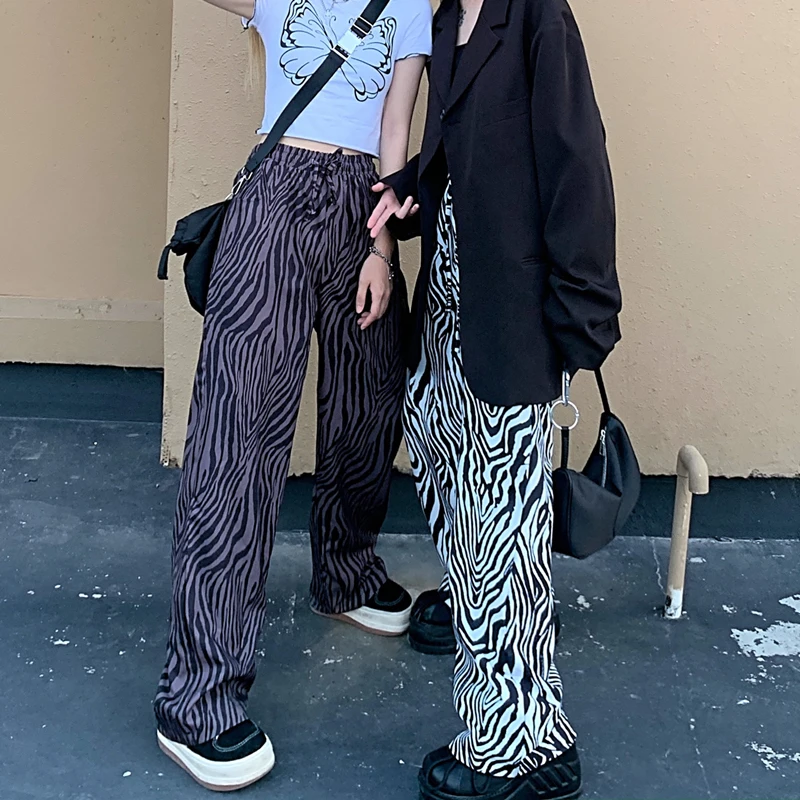 CHICEVER Striped Print Casual Pant For Women Hit Color Full Length Loose Wide Leg Pants Females Summer Clothing 2021 Fashion New
CHICEVER Striped Print Casual Pant For Women Hit Color Full Length Loose Wide Leg Pants Females Summer Clothing 2021 Fashion New