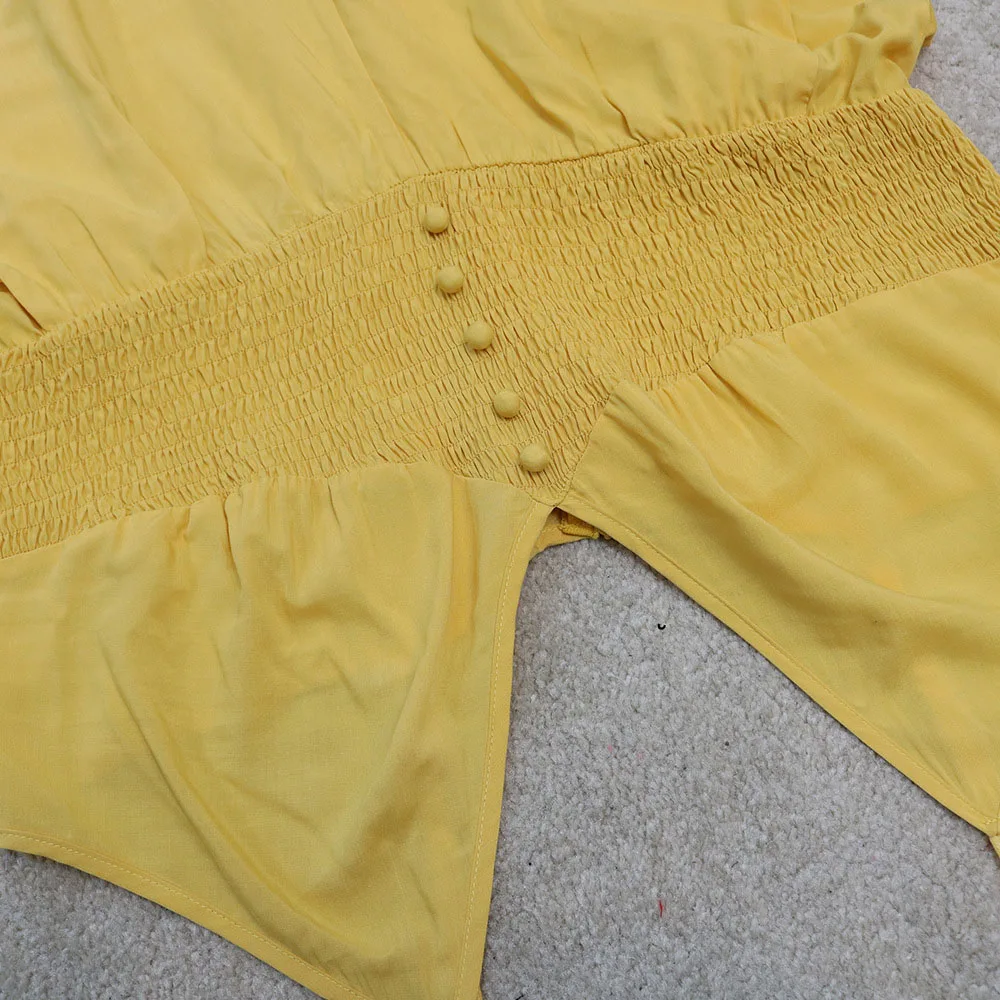 Summer New Straight Europe America Thin Temperament Commute Oversize Solid Color V-neck Jumpsuit High Waist Casual 2021
Summer New Straight Europe America Thin Temperament Commute Oversize Solid Color V-neck Jumpsuit High Waist Casual 2021