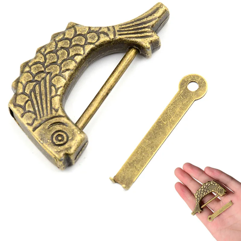 Vintage Chinese Keyed Padlock Antique Old Style Retro Lock Zinc Alloy Jewelry Box Fish Pattern Lock Home Decor
Vintage Chinese Keyed Padlock Antique Old Style Retro Lock Zinc Alloy Jewelry Box Fish Pattern Lock Home Decor