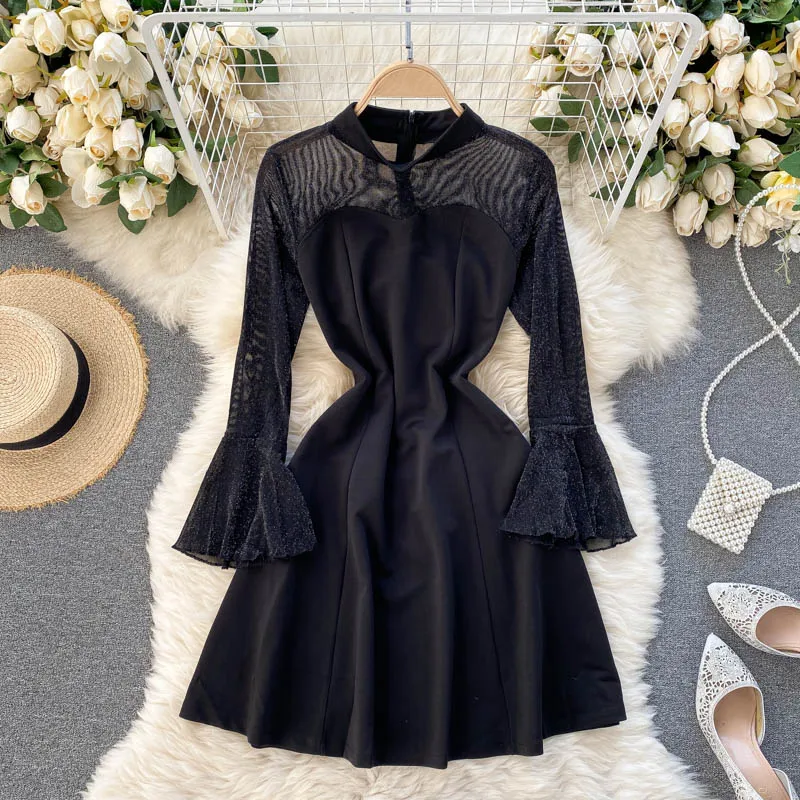 Women Vintage Black A-line Dress Retro Round Collar Perspective Lace Long Sleeve High Waist Slim Elegant Vestido De Mujer
Women Vintage Black A-line Dress Retro Round Collar Perspective Lace Long Sleeve High Waist Slim Elegant Vestido De Mujer