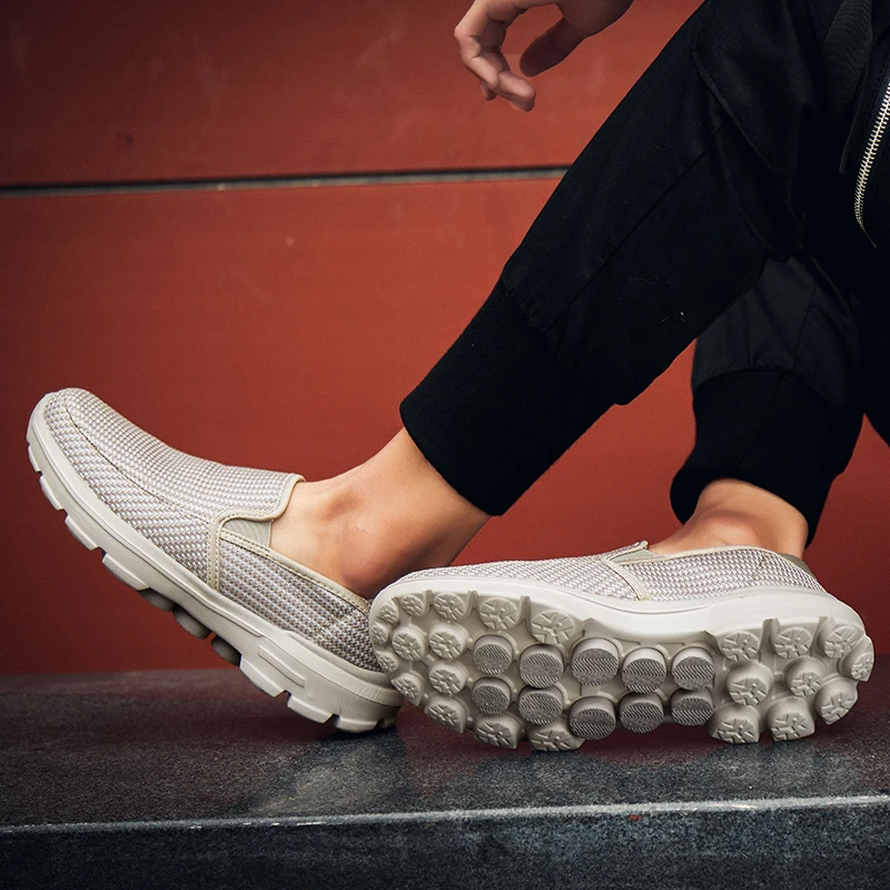 Comfortable Damping Shoes Men New Men Casual Shoes Flat Lazy Slip on Loafers Shoes Men Large Size 37-45 zapatos De Hombre
Comfortable Damping Shoes Men New Men Casual Shoes Flat Lazy Slip on Loafers Shoes Men Large Size 37-45 zapatos De Hombre