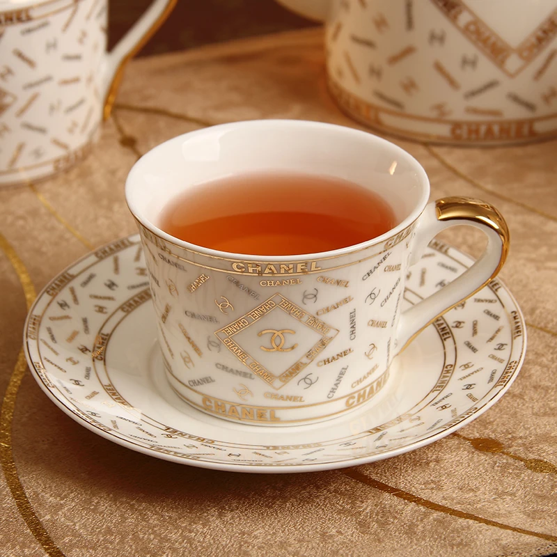 Travel Turkish Coffee Cup and Saucer Holder European Ceramic Cup and Saucer Cappuccino Kubki Do Kawy Expresso Saucer BE50BD
Travel Turkish Coffee Cup and Saucer Holder European Ceramic Cup and Saucer Cappuccino Kubki Do Kawy Expresso Saucer BE50BD