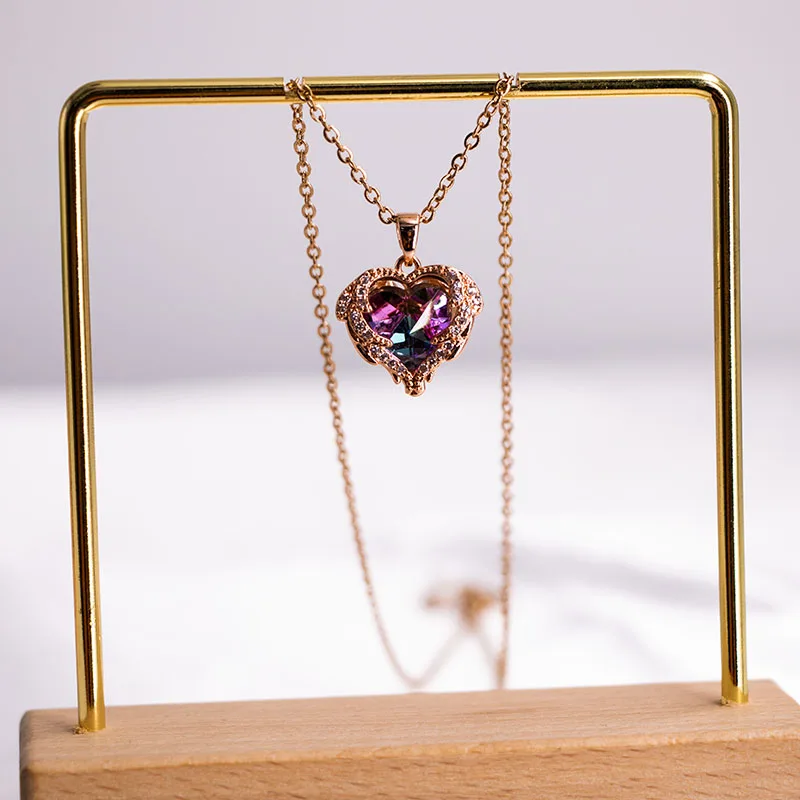 CARERJEW Simple Necklace for Women Love Shiny Pendant Necklace Jewelry Pendant Necklace Women's Gift Accessories Fashion Jewelry
CARERJEW Simple Necklace for Women Love Shiny Pendant Necklace Jewelry Pendant Necklace Women's Gift Accessories Fashion Jewelry