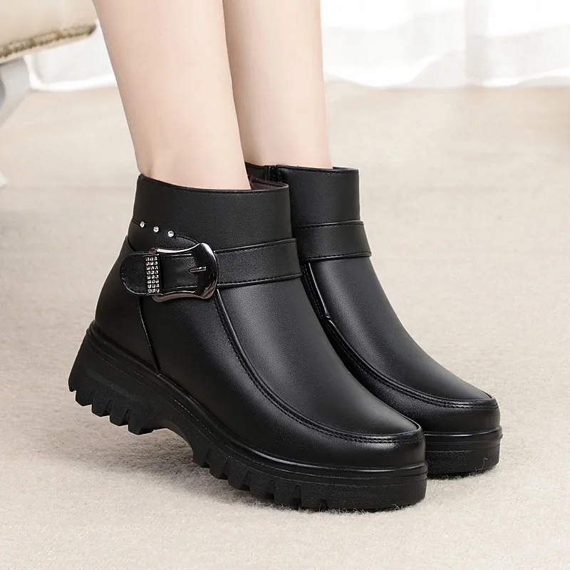 Winter Women Ankle Boots 2021 Fashion Women's Boots Female Thick Plush Warm Snow Boots Mother Waterproof Non-slip Booties Mujer
Winter Women Ankle Boots 2021 Fashion Women's Boots Female Thick Plush Warm Snow Boots Mother Waterproof Non-slip Booties Mujer