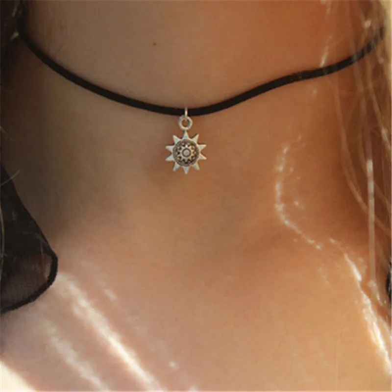 Vintage Trendy Butterfly Pendant Chain Necklace Heart Charm Necklace OT Clasp Chain Necklace For Women Wedding Birthday Gift
Vintage Trendy Butterfly Pendant Chain Necklace Heart Charm Necklace OT Clasp Chain Necklace For Women Wedding Birthday Gift