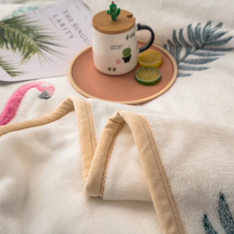 Cartoon Blankets Mantas Cama Decke Deken Koc for Nap Beds Sofa Para Bebe Coperta Divano Throw Flannel Fluffy All Season Winter
Cartoon Blankets Mantas Cama Decke Deken Koc for Nap Beds Sofa Para Bebe Coperta Divano Throw Flannel Fluffy All Season Winter