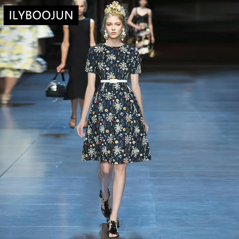 Fashion Designer Summer Party Dress Women's Short Sleeve Hollow Out Embroidered Floral Print Vintage Knee-Length Dress
Fashion Designer Summer Party Dress Women's Short Sleeve Hollow Out Embroidered Floral Print Vintage Knee-Length Dress