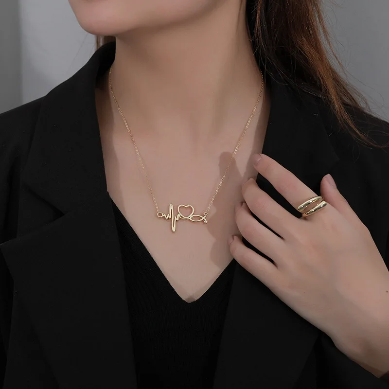 925 Sterling Sliver Chain Necklace Costume Jewelry Pendants Gold Plated Choker Ins Electrocardiogram Heart For Women'S Neck
925 Sterling Sliver Chain Necklace Costume Jewelry Pendants Gold Plated Choker Ins Electrocardiogram Heart For Women'S Neck