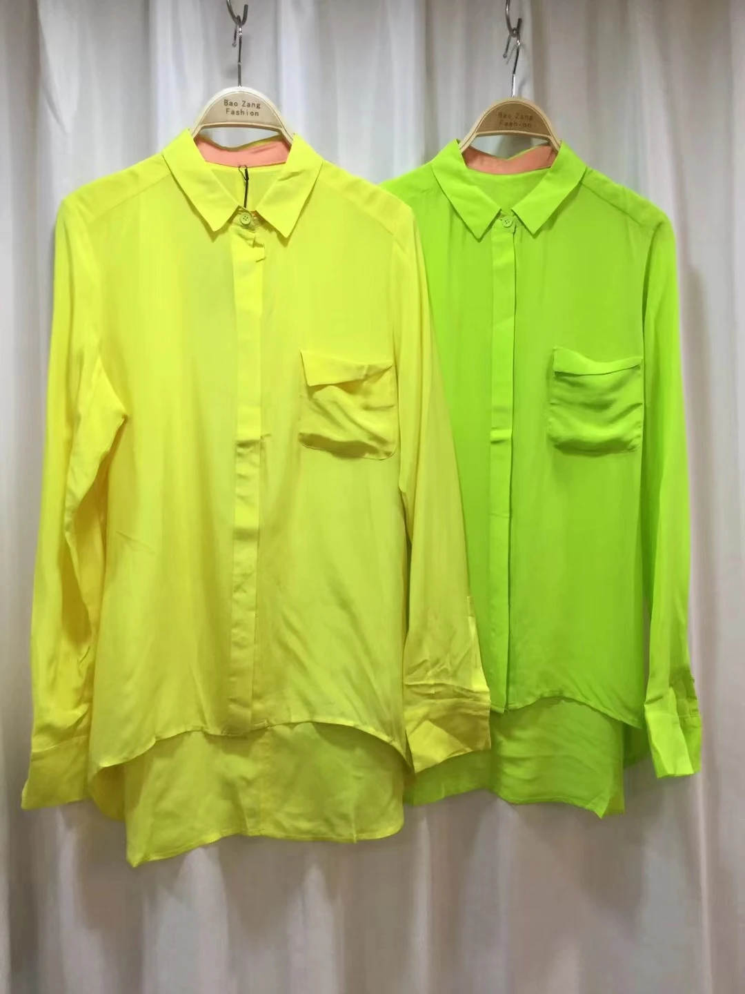 Женская шелковая рубашка с длинным рукавом флуоресцентная зеленая Однотонная