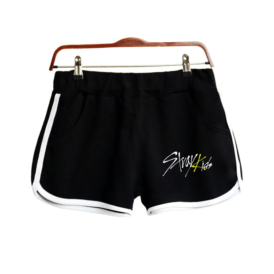 Stray Kids High-Quality Printed Shorts Women Casual Super Pants Outerwear New Summer Femme Contrast Soft Beach Waist Shorts
Stray Kids High-Quality Printed Shorts Women Casual Super Pants Outerwear New Summer Femme Contrast Soft Beach Waist Shorts