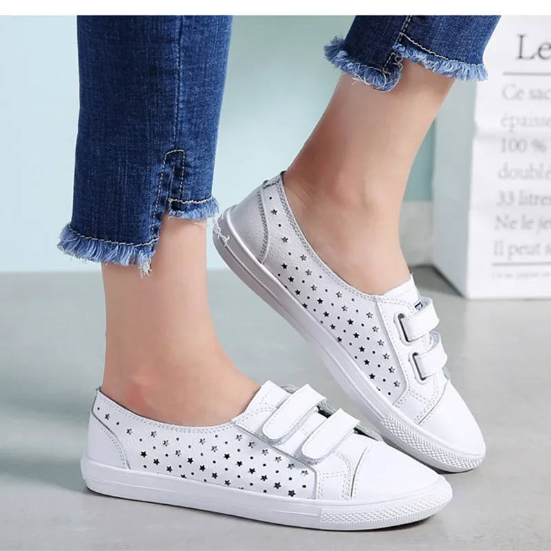 2019 New Woman Shoes Fashion New Woman PU Leather Shoes Ladies Stars Hollow Breathable Flats Casual Shoes White Sneakers 
2019 New Woman Shoes Fashion New Woman PU Leather Shoes Ladies Stars Hollow Breathable Flats Casual Shoes White Sneakers