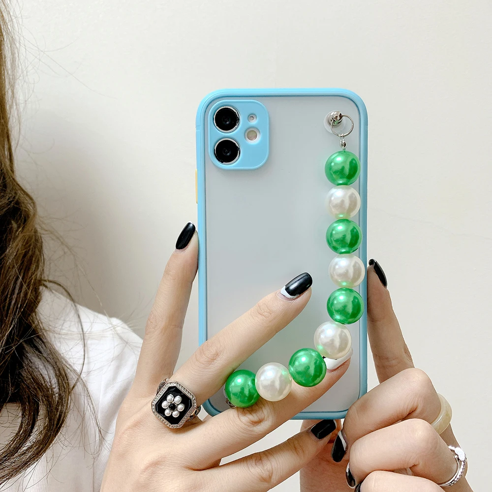 Pearls Wrist Chain Soft Strap Phone Case For IPhone 13 12 11 ProMax Min MAX 7 8 Plus X XR XS Fashion Shockproof Soft Back Cover
Pearls Wrist Chain Soft Strap Phone Case For IPhone 13 12 11 ProMax Min MAX 7 8 Plus X XR XS Fashion Shockproof Soft Back Cover