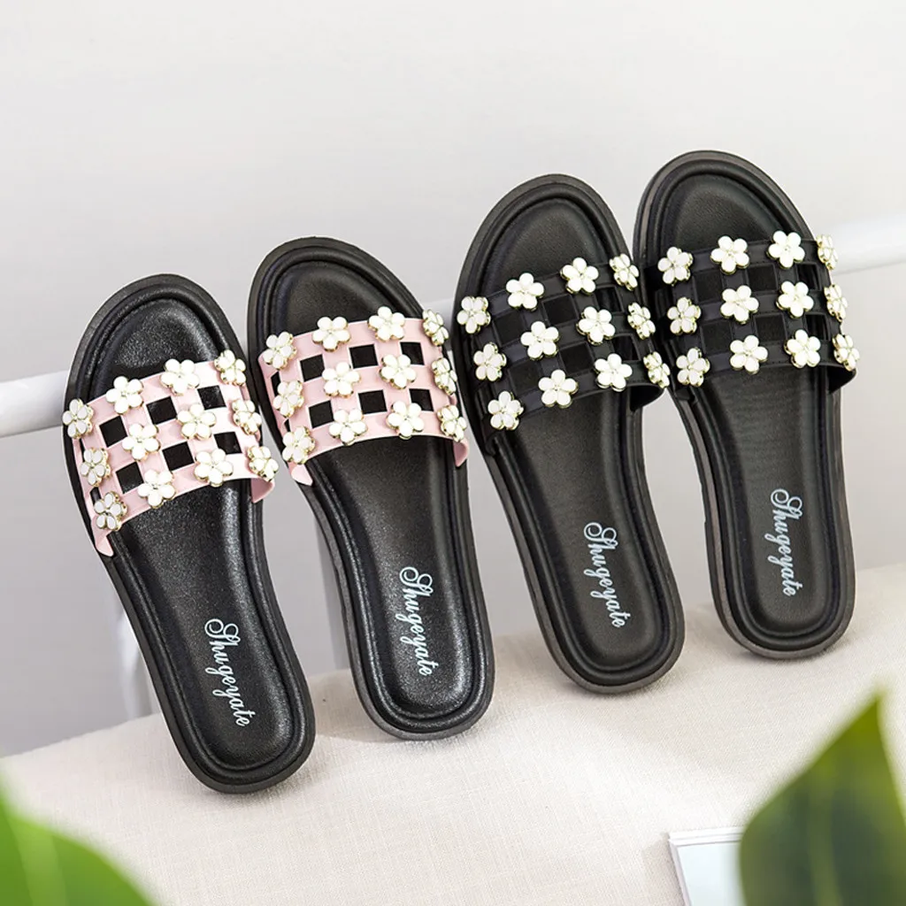 2020 new female summer beach shoes wedge shoes thick bottom one-slip non-slip slippers women's platform flip slippers
2020 new female summer beach shoes wedge shoes thick bottom one-slip non-slip slippers women's platform flip slippers