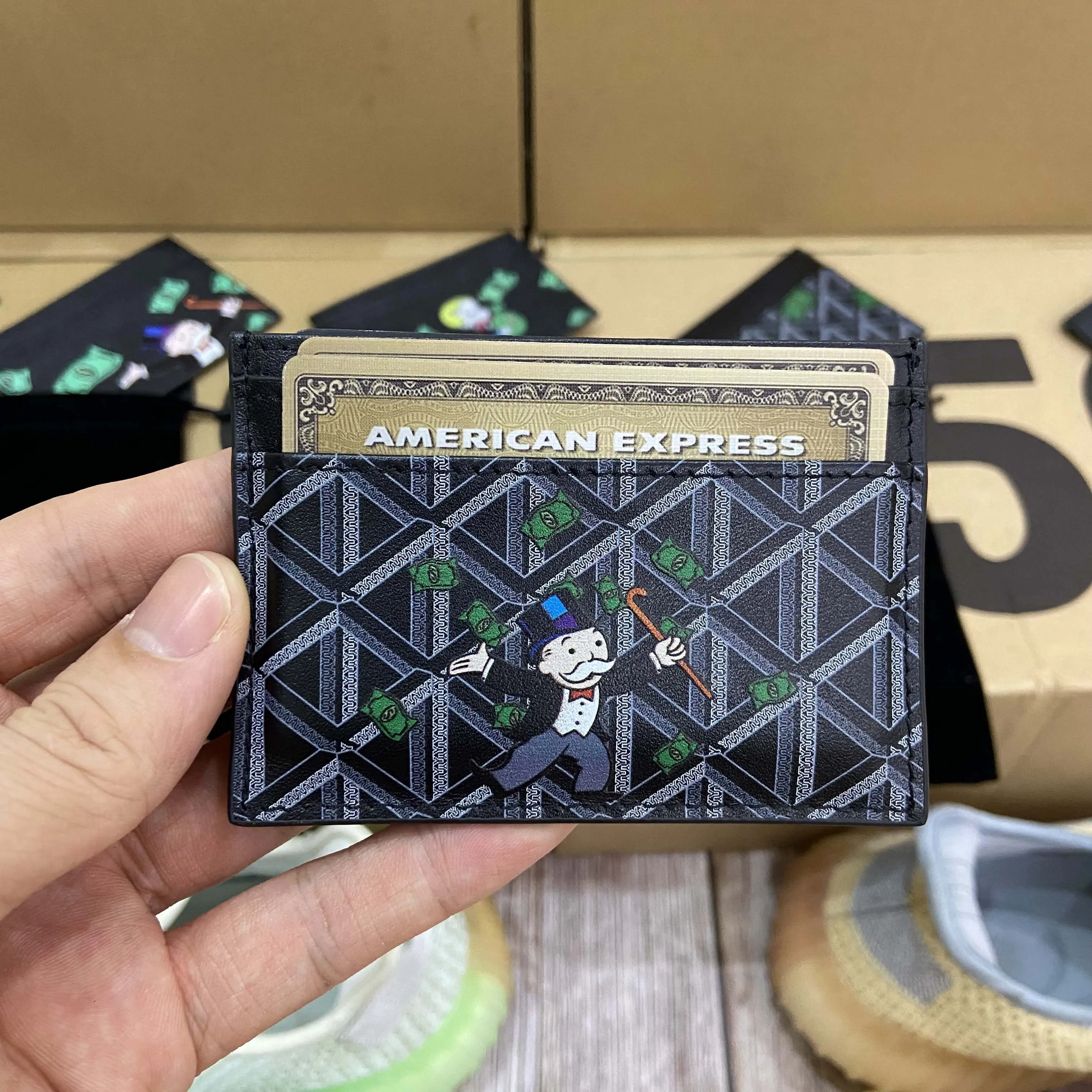 Origina Holifend Unite Alec Monopoly Card Holder Credit ID Cardholder Purse Genuine Leather Pattern For Women Man Dropshipping
Origina Holifend Unite Alec Monopoly Card Holder Credit ID Cardholder Purse Genuine Leather Pattern For Women Man Dropshipping