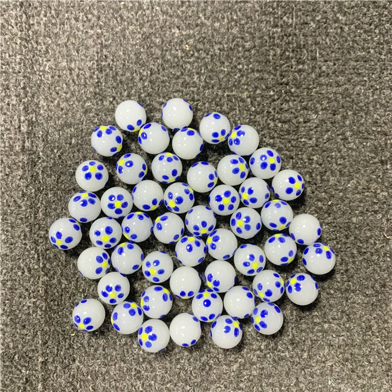 1/5/10pcs 20Mm Glass Ball Cream Cattle Small Marbles Pat Toys Parent- Child Beads Console Game Pinball Machine of Bouncing Ball
1/5/10pcs 20Mm Glass Ball Cream Cattle Small Marbles Pat Toys Parent- Child Beads Console Game Pinball Machine of Bouncing Ball