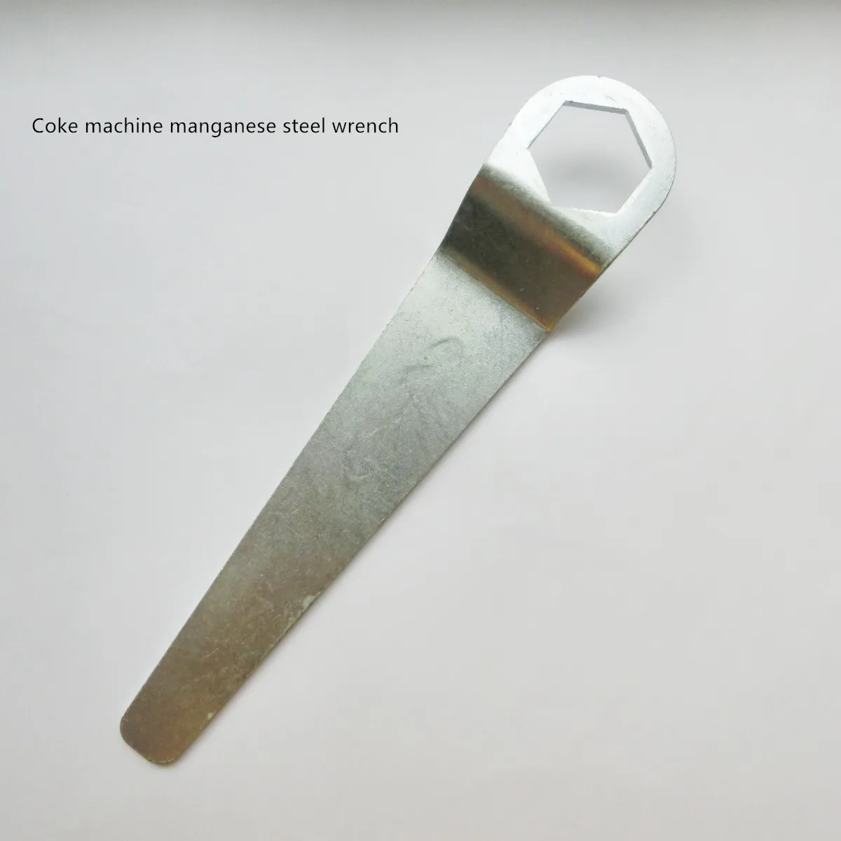 For CO2 gas cylinder hexagon wrench manganese steel wrench Coke machine machine beverage machine wrench accessories
For CO2 gas cylinder hexagon wrench manganese steel wrench Coke machine machine beverage machine wrench accessories