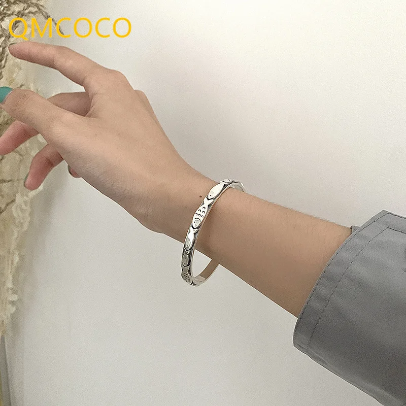 Silver Color Hip-Hop Punk Fishs Bracelet Korean INS New Fashion Creative Vintage Rock Party Jewelry Gifts For Women Man
Silver Color Hip-Hop Punk Fishs Bracelet Korean INS New Fashion Creative Vintage Rock Party Jewelry Gifts For Women Man