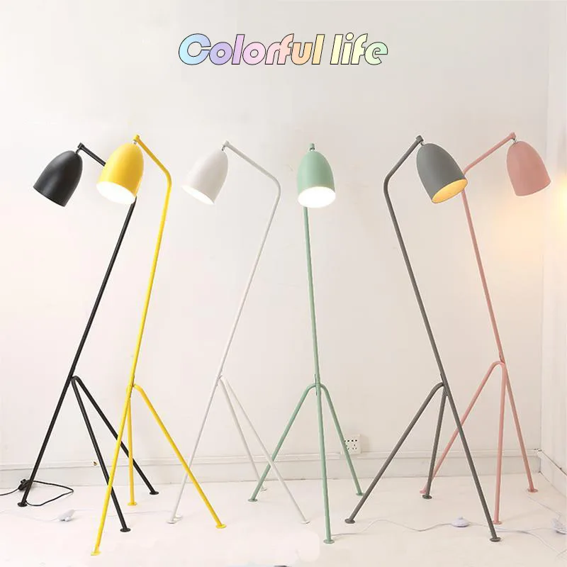 Nordic living room vertical floor lamp bedroom floor lamp lighting indoor LED study floor lamp wrought iron lampshade E27 bulb
Nordic living room vertical floor lamp bedroom floor lamp lighting indoor LED study floor lamp wrought iron lampshade E27 bulb