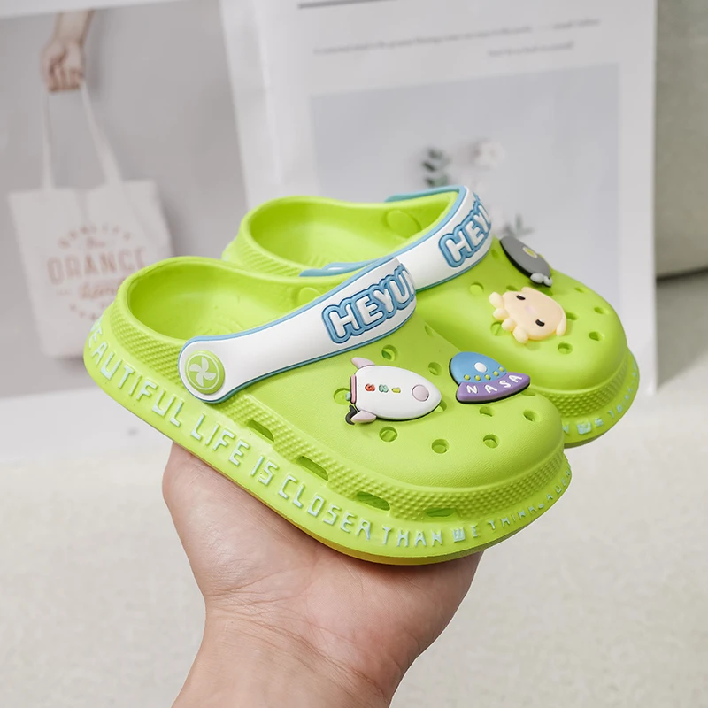 Kids Mules & Clogs Summer Beach Garden Clogs Baby Boys Girls Cartoon Shoes Flats No-Slip Slippers Children Jelly Sandals
Kids Mules & Clogs Summer Beach Garden Clogs Baby Boys Girls Cartoon Shoes Flats No-Slip Slippers Children Jelly Sandals