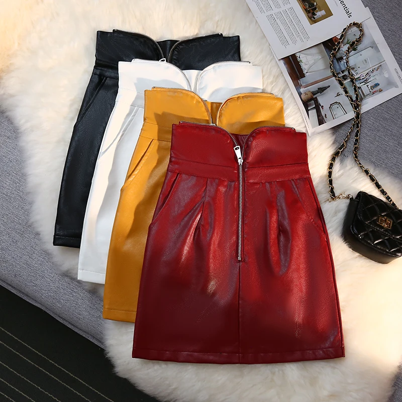 Chic 2021 Short Leather Skirts Women Korean Fashion High Waist A-line Zipper PU Black Mini Skirts Pencil Skirt Autumn Winter
Chic 2021 Short Leather Skirts Women Korean Fashion High Waist A-line Zipper PU Black Mini Skirts Pencil Skirt Autumn Winter