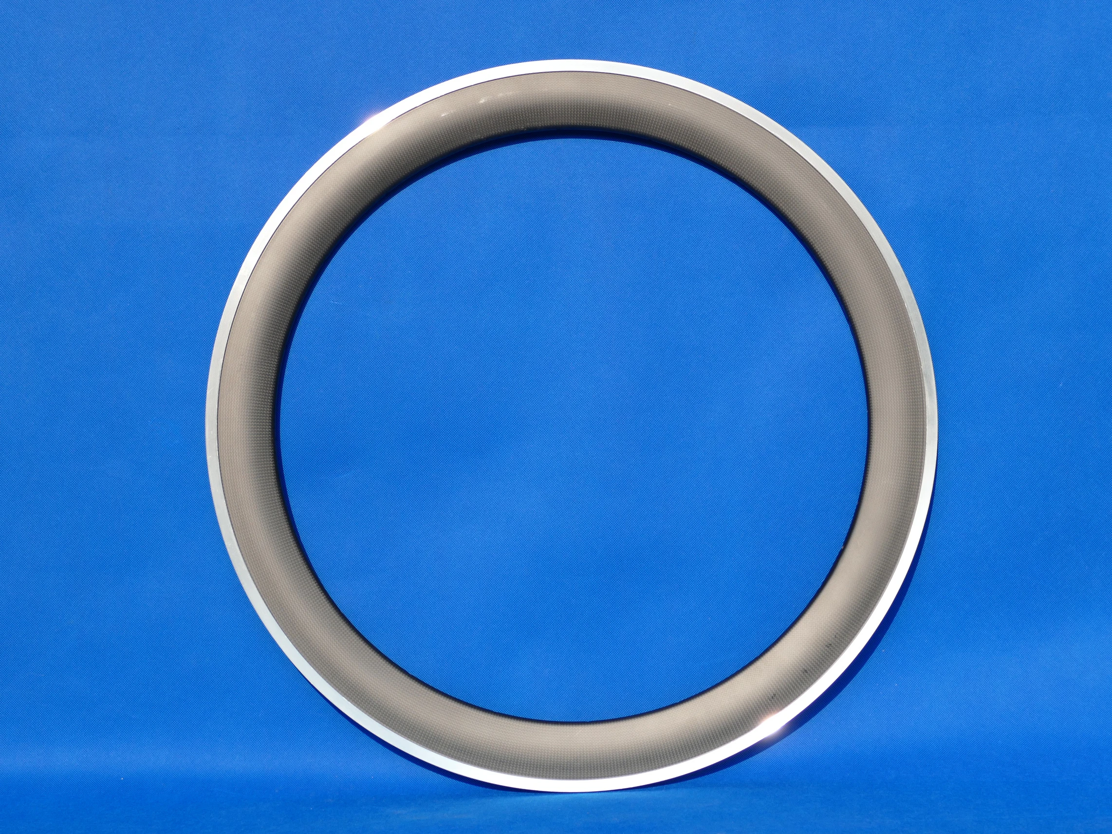 Including 1 Pair Rims Full Carbon Road Bike Bicycle Clincher Wheel Rims ( Alloy Brake Side ) Wheel Rim Depth 60mm Width 25mm
Including 1 Pair Rims Full Carbon Road Bike Bicycle Clincher Wheel Rims ( Alloy Brake Side ) Wheel Rim Depth 60mm Width 25mm