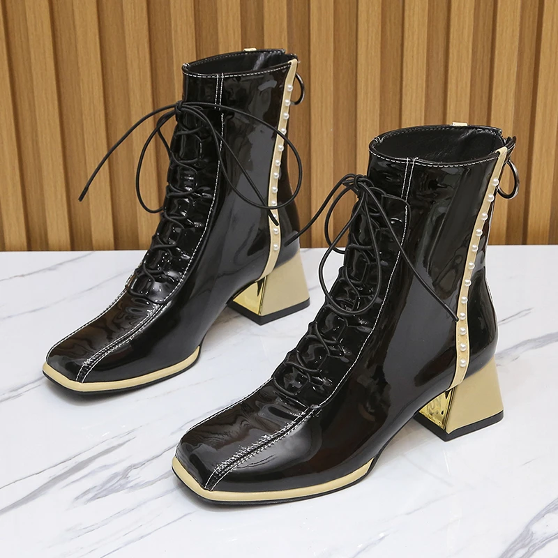 Fashion Chunky Boots Women Fall 2021 New Korean Pearl Skinny Boots Versatile Middle-heel Martin Boots Square Toe Chesil Boots
Fashion Chunky Boots Women Fall 2021 New Korean Pearl Skinny Boots Versatile Middle-heel Martin Boots Square Toe Chesil Boots