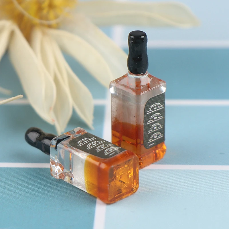 Mini Resin Bottle Simulation Wine Bottle Model Toys for 1/12 Doll house Miniature Accessories Doll House Decoration
Mini Resin Bottle Simulation Wine Bottle Model Toys for 1/12 Doll house Miniature Accessories Doll House Decoration