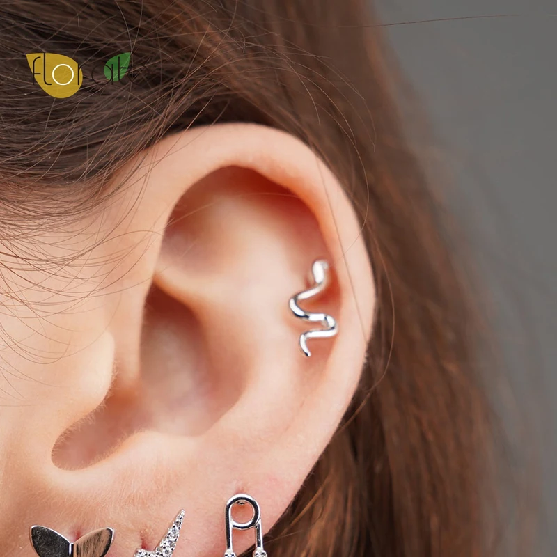 Exquisite 925 Sterling Silver Minimalist Small Snake Stud Earring Second Hole Multi Piercing Earrings For Women Party Jewelry
Exquisite 925 Sterling Silver Minimalist Small Snake Stud Earring Second Hole Multi Piercing Earrings For Women Party Jewelry