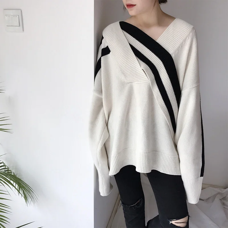 2019 New spring Autumn Women Knit Sweater Stitching Color Sweater Casual Off-the-shoulder V-neck Sweater yy243
2019 New spring Autumn Women Knit Sweater Stitching Color Sweater Casual Off-the-shoulder V-neck Sweater yy243